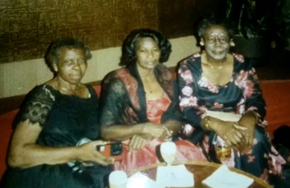 FAMILY HISTORY CHANNEL Anger in small Texas city of Hearne after cop