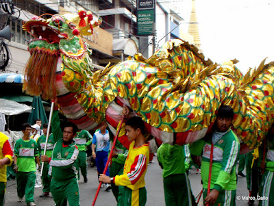 FIESTON CHINO EN HONOR A BUDA, BANGKOK. TAILANDIA