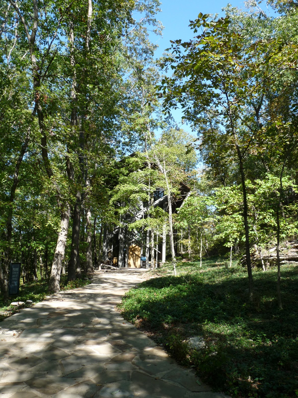 ROAD SAGE LIVE FROM EUREKA SPRINGS, ARKANSAS