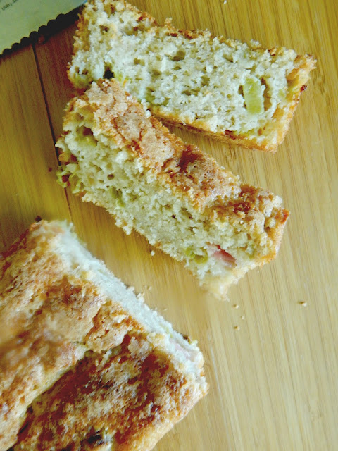 rhubarb streusel bread (sweetandsavoryfood.com)