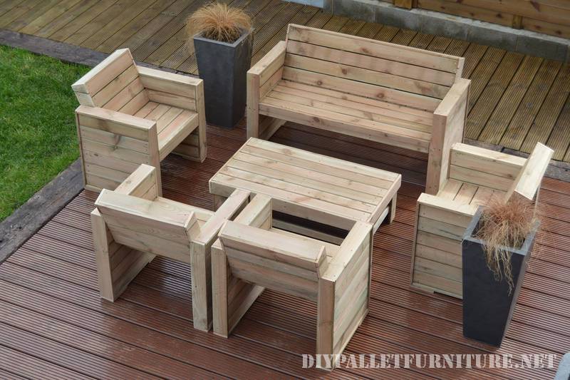 aqu tenis un set completo de muebles hechos con palets para la terraza sillones simples uno doble y una mesa todos del mismo estilo y con una with muebles - Sillon De Palets aqu tenis un set completo de muebles hechos con palets para la terraza sillones simples uno doble y una mesa todos del mismo estilo y con una with muebles - Sillon De Palets