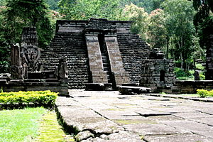 ziggurat pyramid ancient Java Candi Sukuh