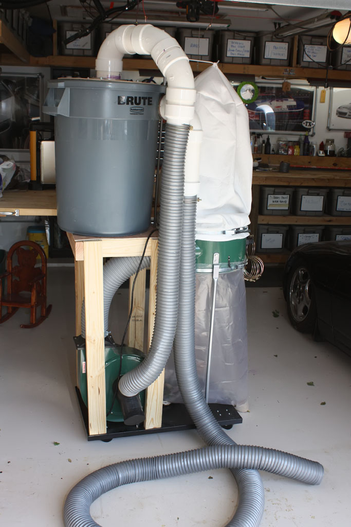 HOYThe Garage The two stage dust collector.