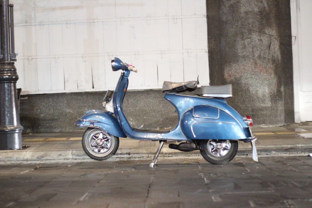 Hati hati dengan Vespa Kongo dijual Murah