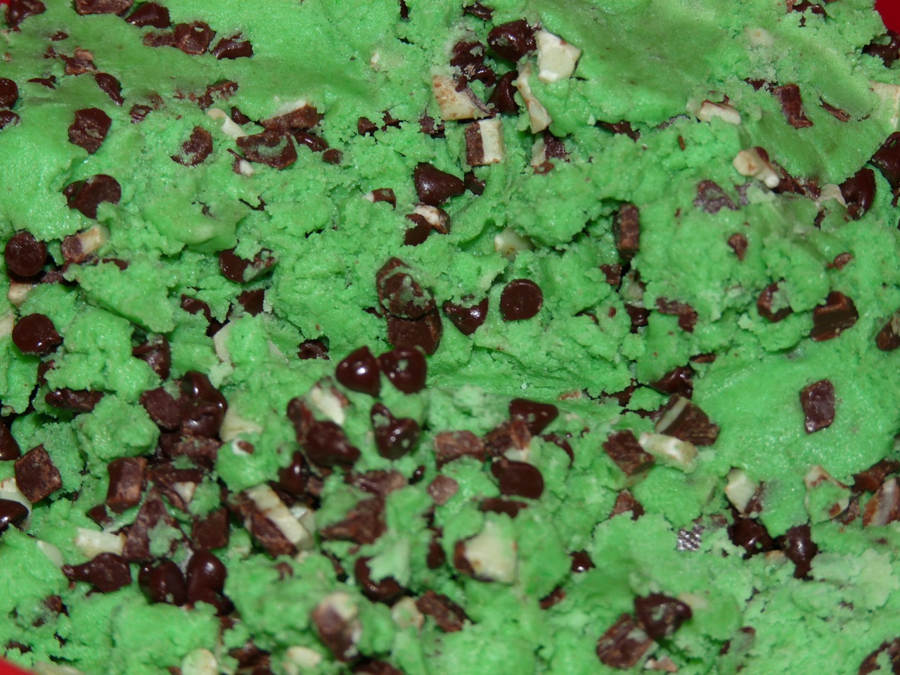 I Heart Food & So Can You Day 5 Mint Chocolate Chip a.k.a Grinch Cookies
