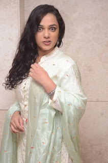 nitya menon at 100 days of love audio launch nitya menon at 100 days of love audio launch