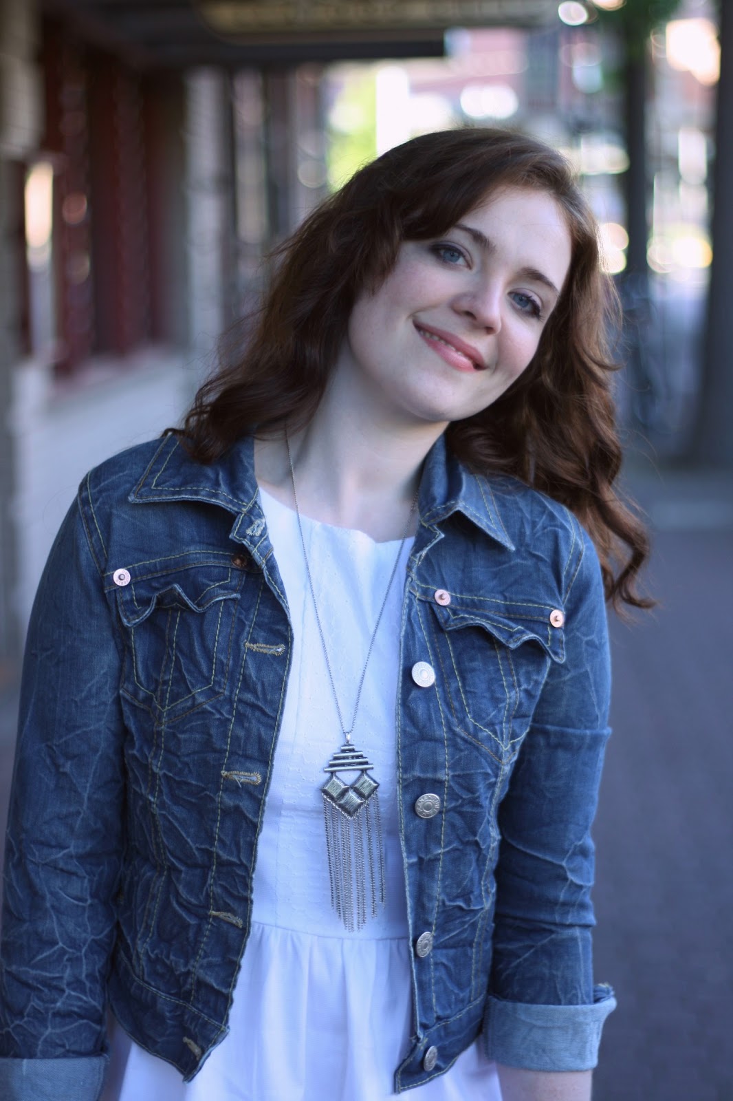How to Wear DIY: Patriotic white dress and blue jean jacket / Create ...