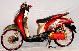 Honda scoopy terbaru 2018 Modifikasi Honda scoopy hello kity