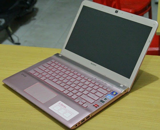 harga Laptop Sony Vaio SVE14A15FGP
