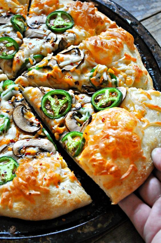 Vegan Jalapeno Popper Pizza - Rabbit and Wolves. Dinner inspiration! Vegan cheeses, mushroom bacon and fresh jalapenos! It's the best! Vegan Jalapeno Popper Pizza - Rabbit and Wolves. Dinner inspiration! Vegan cheeses, mushroom bacon and fresh jalapenos! It's the best!