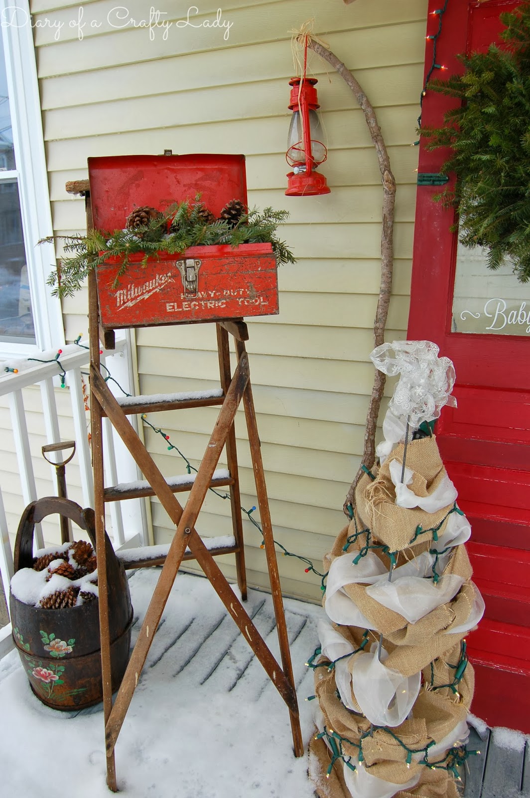 Diary of a Crafty Lady: My Christmas Porch