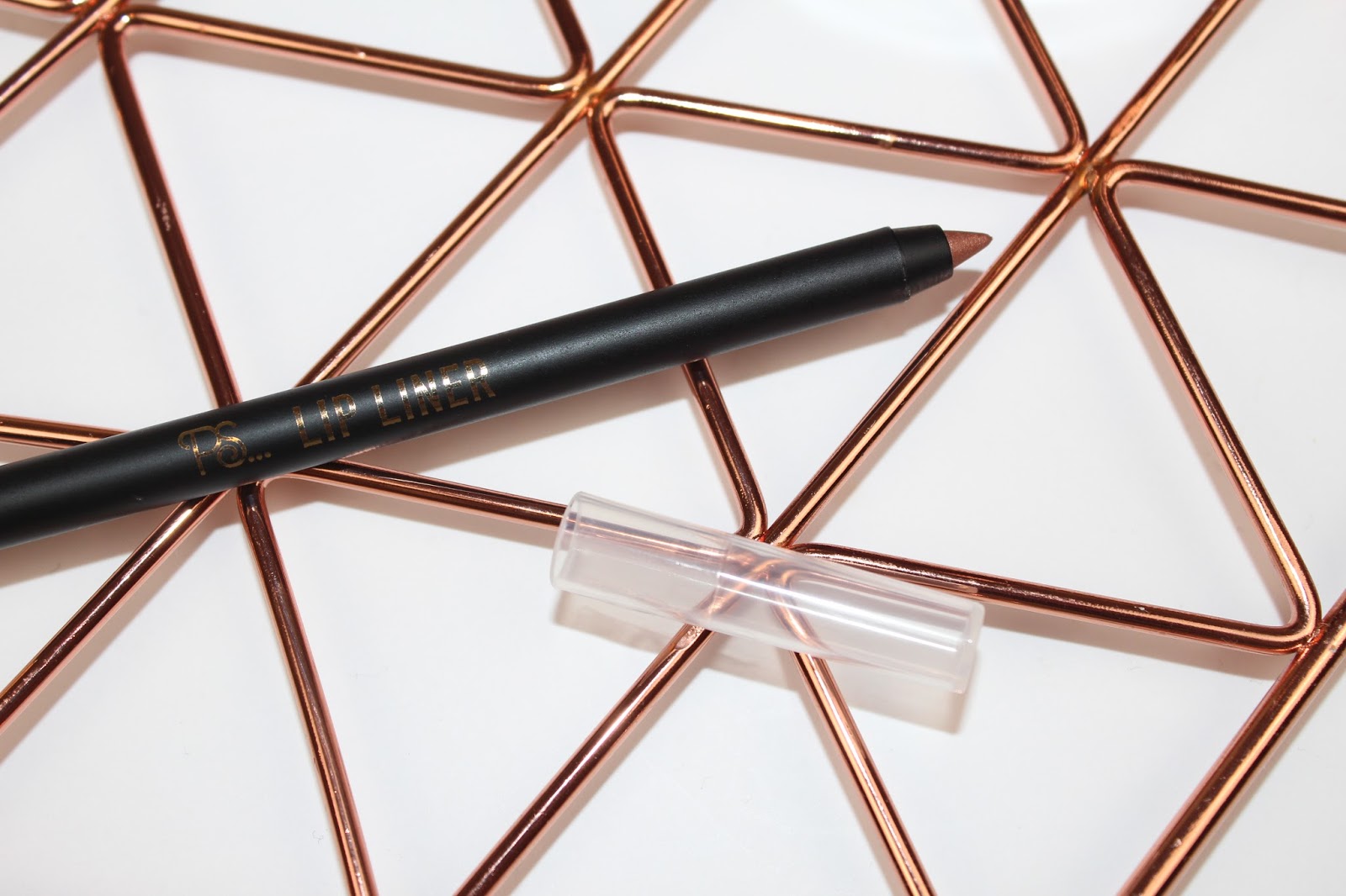 Primark Metallic Liquid Lipstick Lip Kit Review & Photos Pink