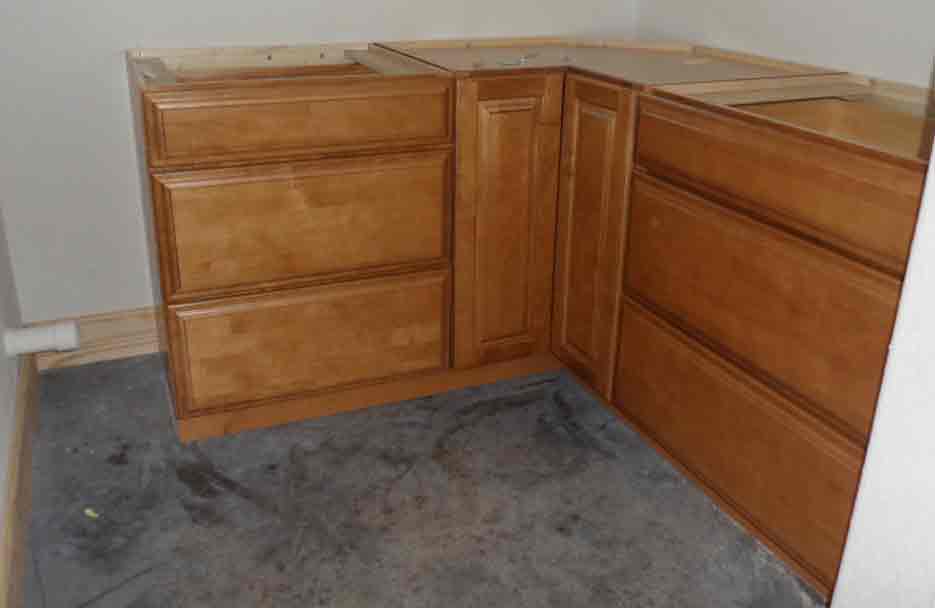 Rocky Hollow Home: Trim and Cabinet Install