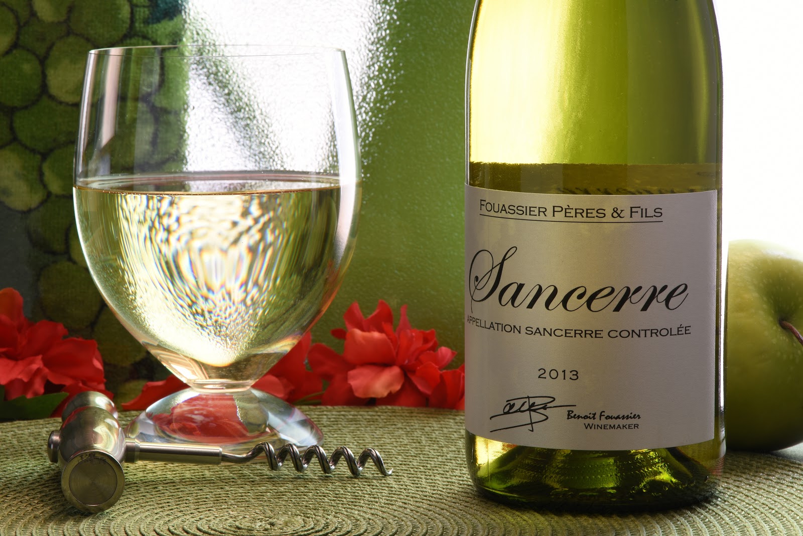 Le corton" grand cru aoc, бушар пэр э фис, "ле кортон" гран крю. шамболь мюзиньи вино. 75 л. Royer pere et fils. 75 л.