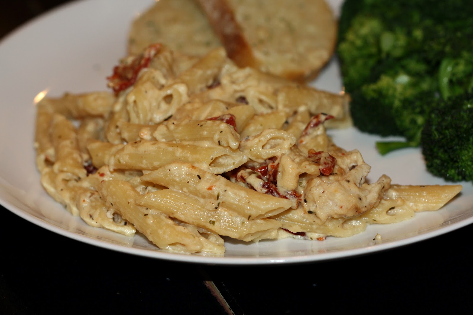 what's for dinner? penne with chicken and sundried tomatoes... 30 minutes