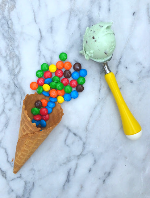 St. Patrick's Day Ice Cream - Blarney Cones, the perfect treat from the Leprechauns - www.jacolynmurphy.com