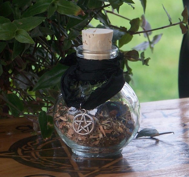 WITCHCRAFTS Artisan Alchemy: PROTECTION Bellarmine Witch Bottle