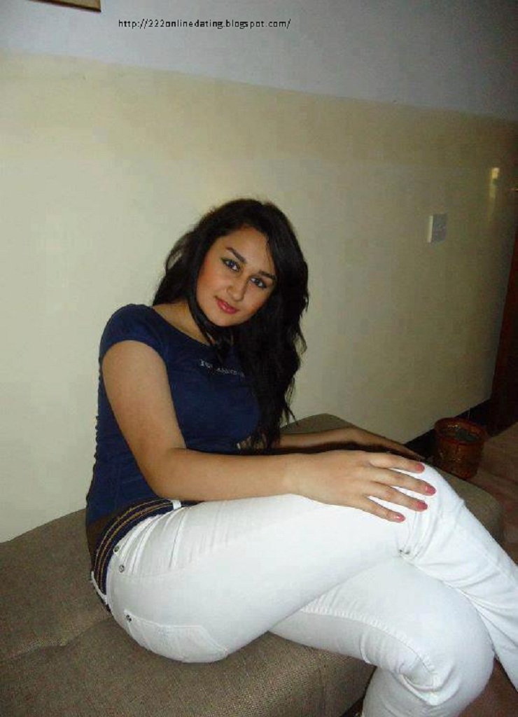 gagging sucking oral sex a young teen naked