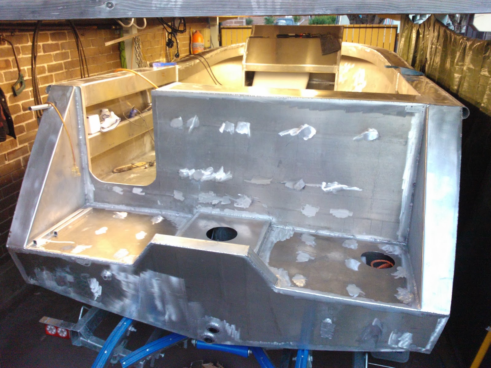 Hatches, bilge pump, fuel lines, bungs (Day 62 & 63)