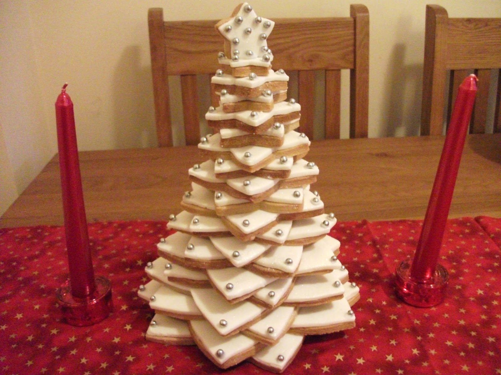 Pat A. Cake Bake ahead Christmas Part III a biscuit tree