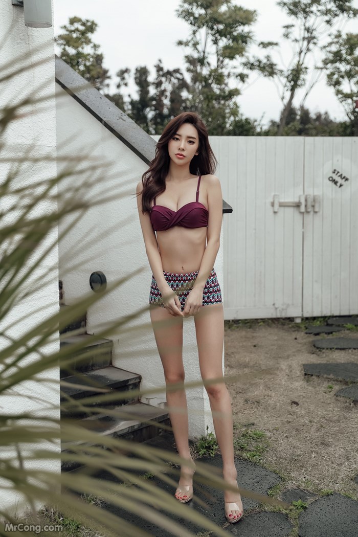 Beautiful Park Da Hyun in sexy lingerie fashion bikini, April 2017 (220 photos) photo 10-11