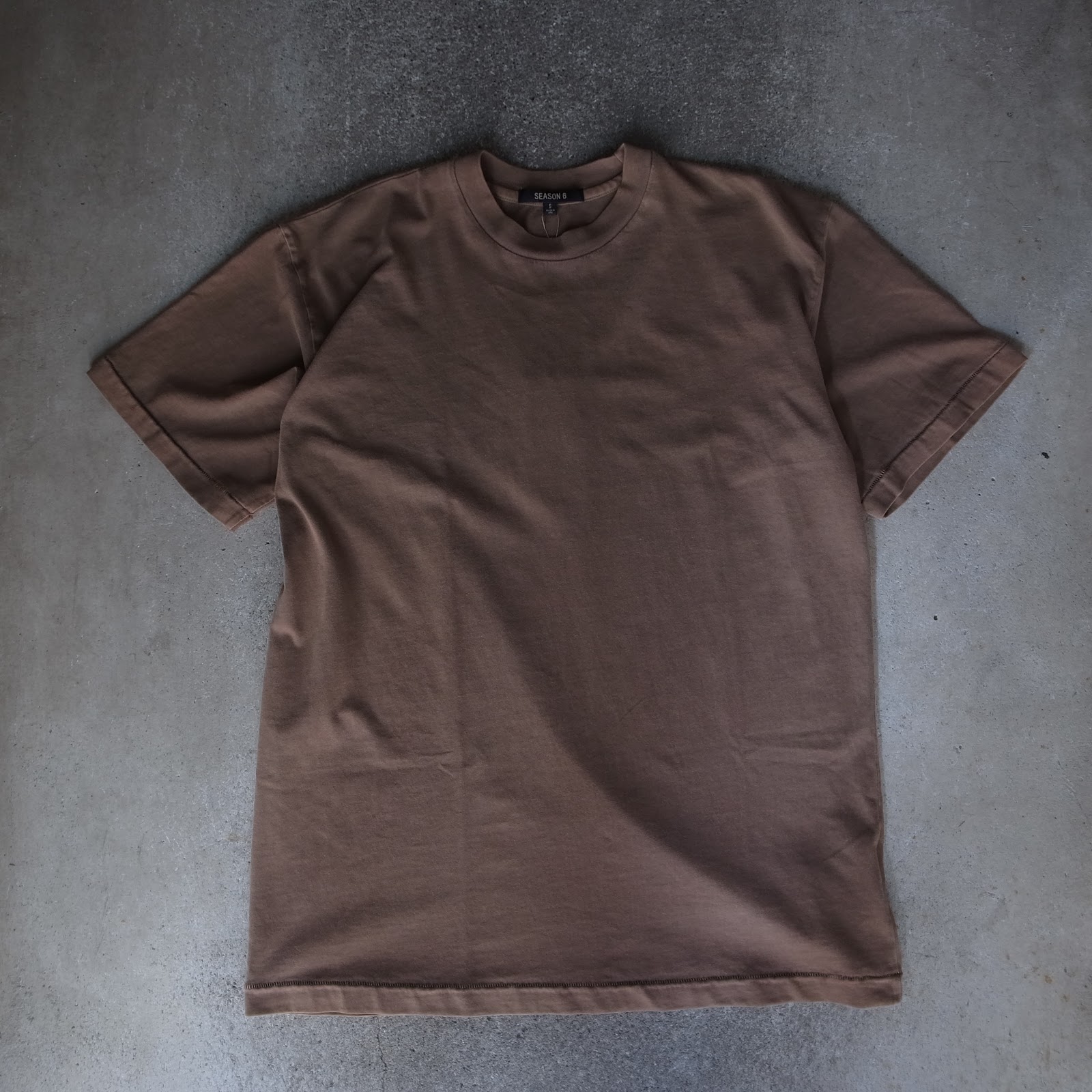 yeezy season 6 classic tee core