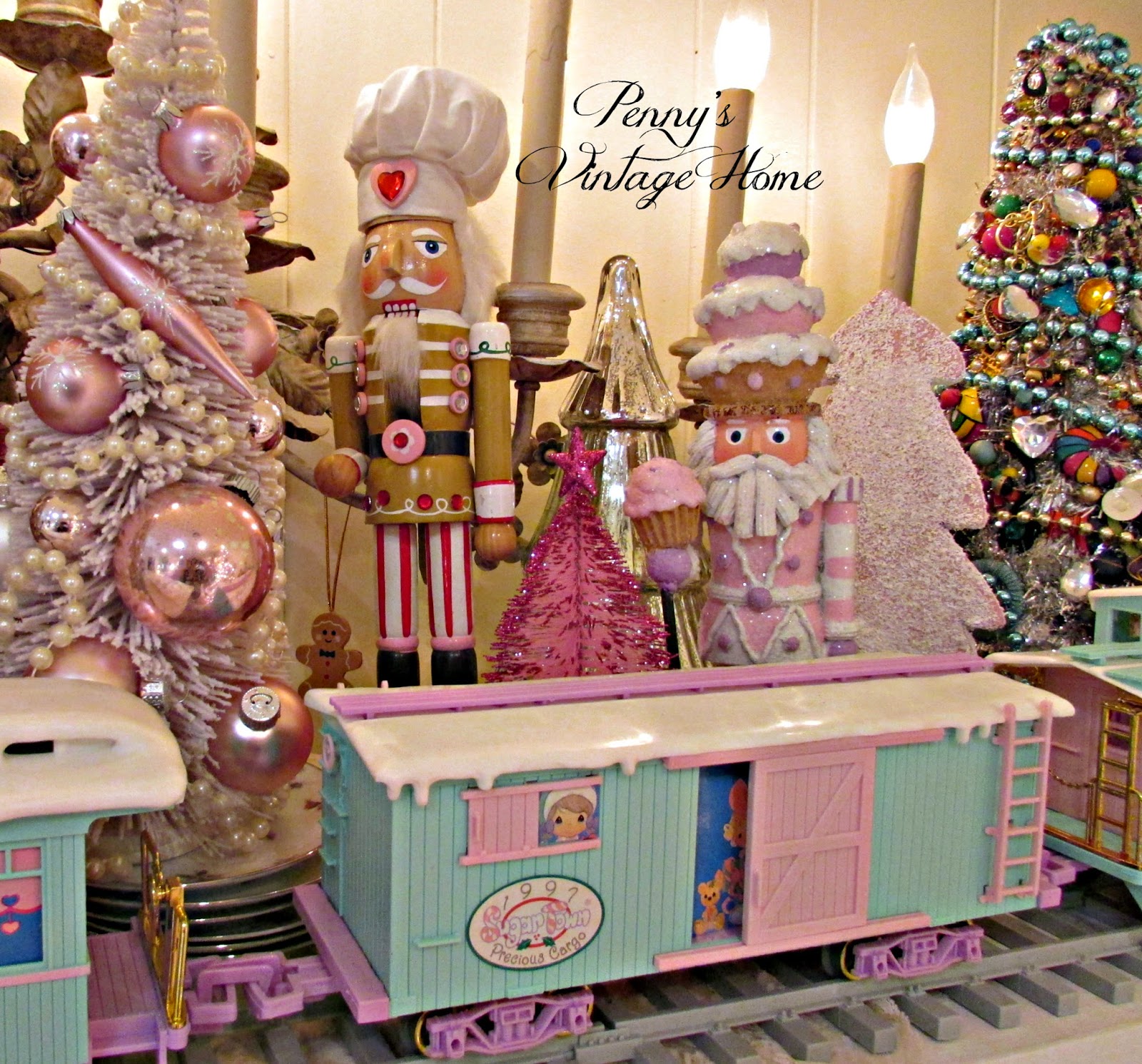 Penny's Vintage Home: Precious Moments Christmas Train