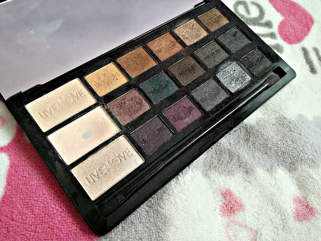 Paleta cieni do powiek Live Love "Sexy" - recenzja :*