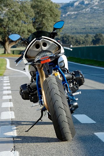 BMW hp2