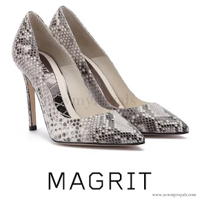 Queen Letizia wore MAGRIT snake printed pumps