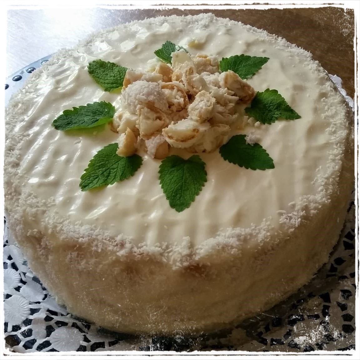 Kaccy&amp;#39;s Lounge: KokosTraum - Raffaelo Torte