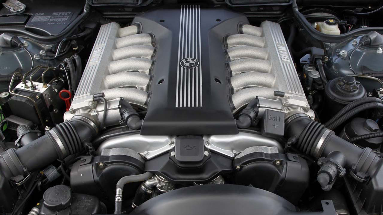 Двигатель v12 e38