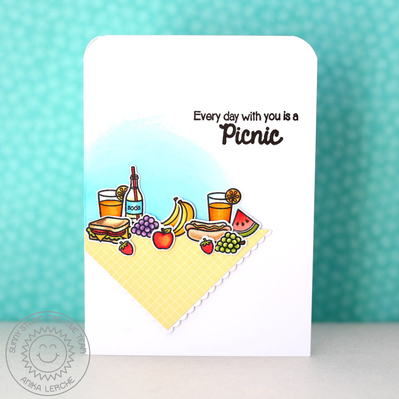 Sunny Studio A Summer Picnic Card with Anni
