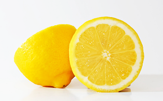 Lemon untuk mengatasi flek hitam Lemon untuk mengatasi flek hitam