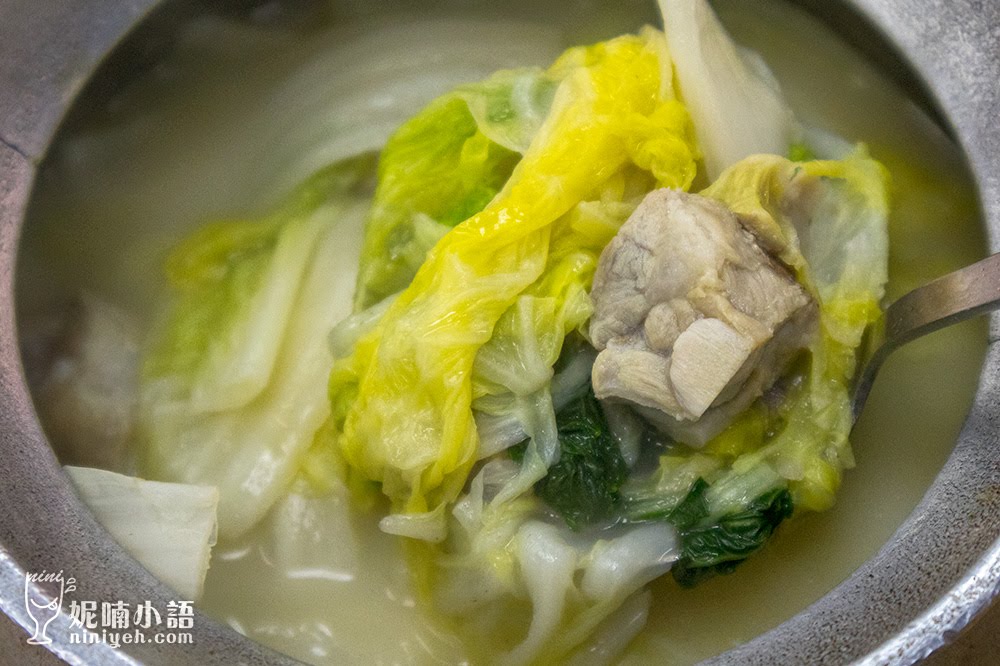 【澳門宵夜美食】新益美食餐廳。大開眼界的創意獨門手路菜 by 妮喃小語 【澳門宵夜美食】新益美食餐廳。大開眼界的創意獨門手路菜 by 妮喃小語