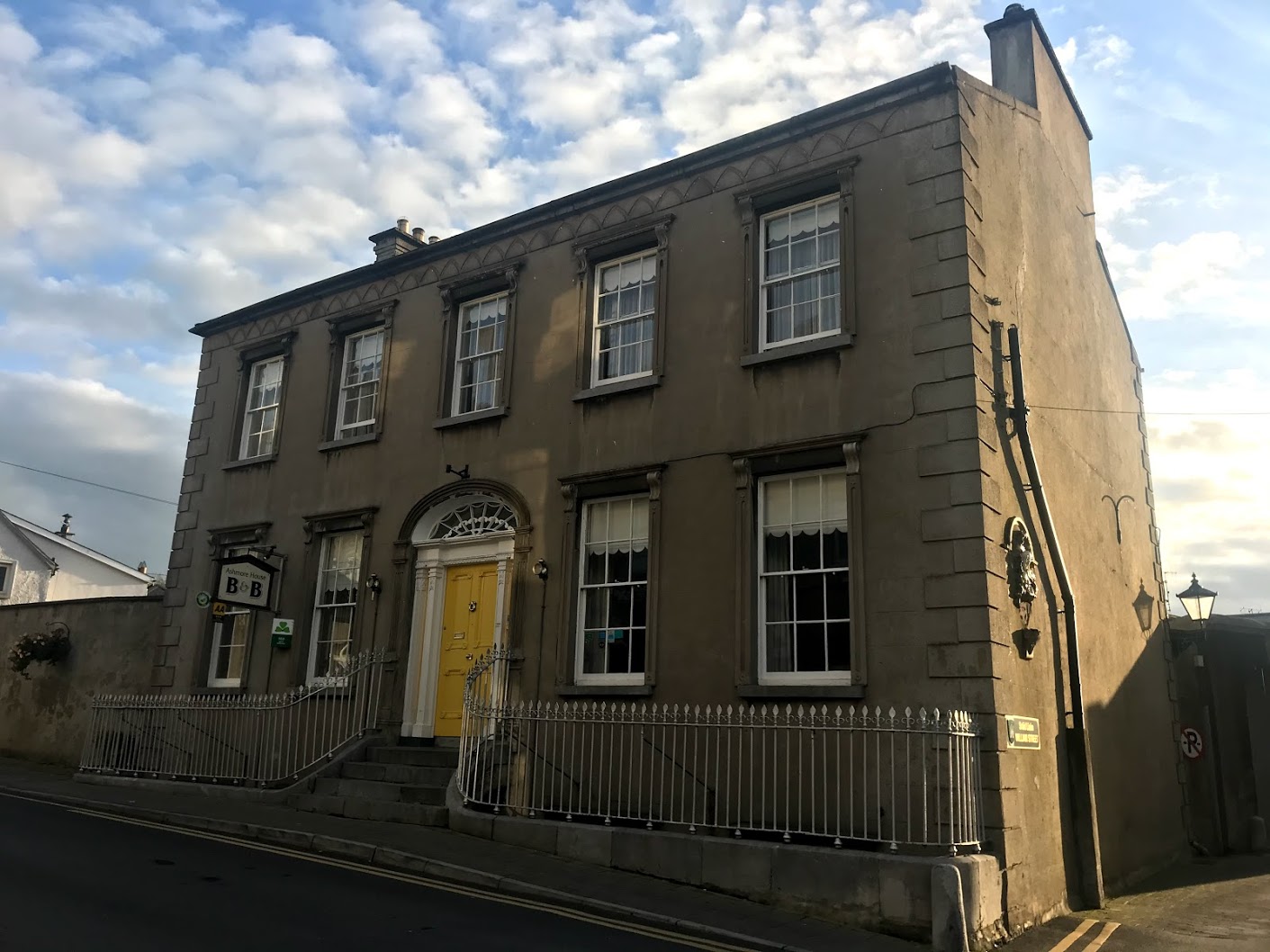 Patrick Comerford Ashmore House typifies the former elegance