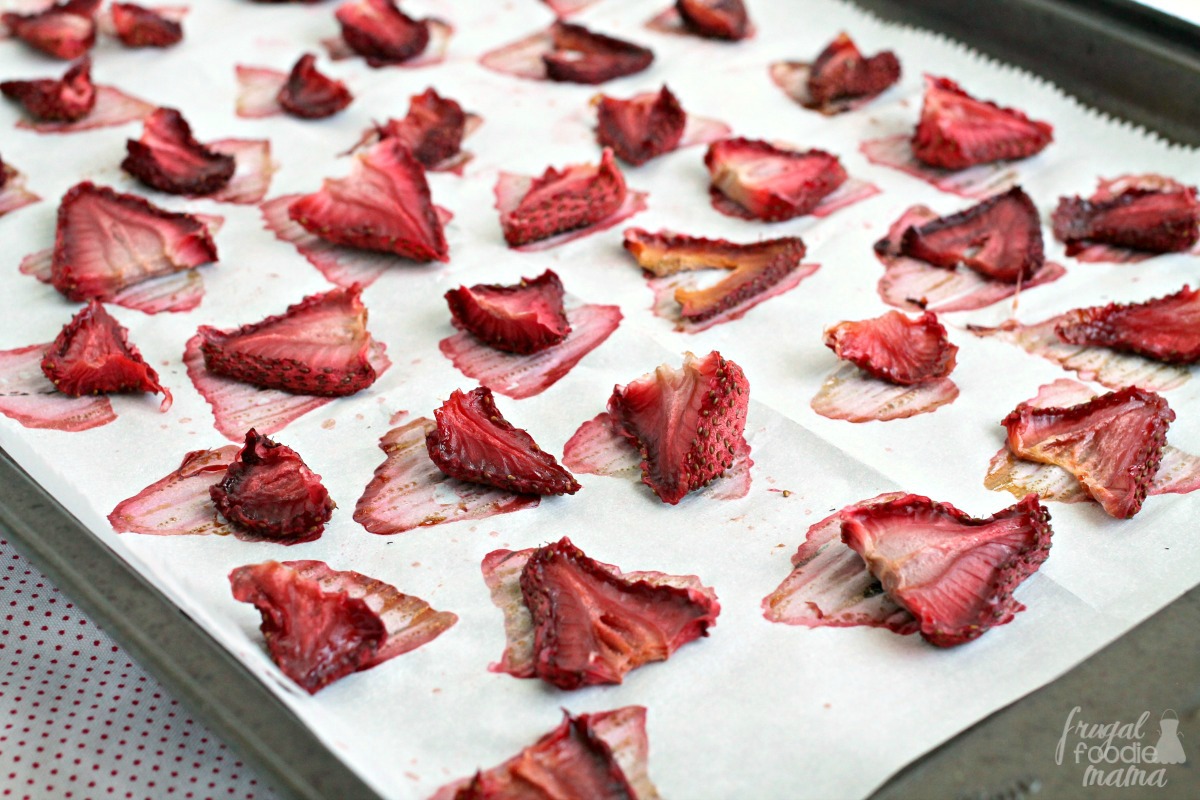 Frugal Foodie Mama Oven Dried Strawberries