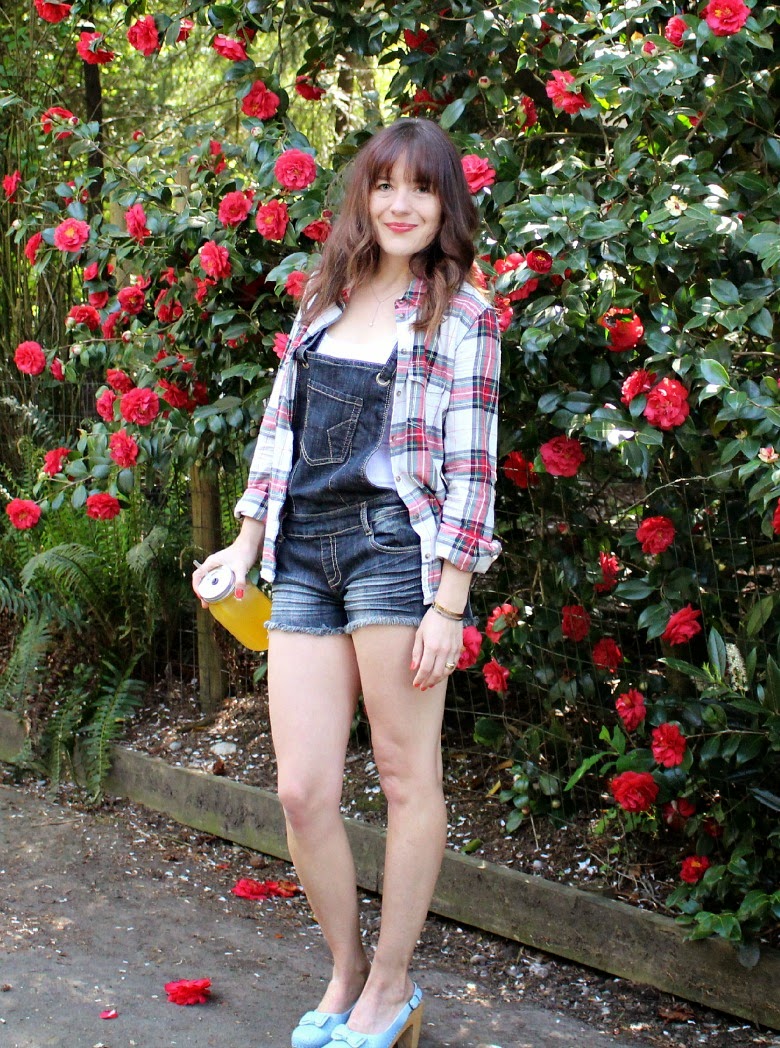 Pictures Of Farm Girls / Farm girl daydreaming stock image. Image of