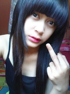 Ngintip bocah pitik ngewe di warnet Ngintip bocah pitik ngewe di warnet