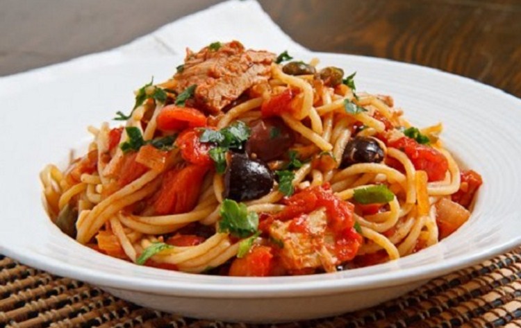 Cara praktis dan mudah membuat spaghetti super enak Cara praktis dan mudah membuat spaghetti super enak