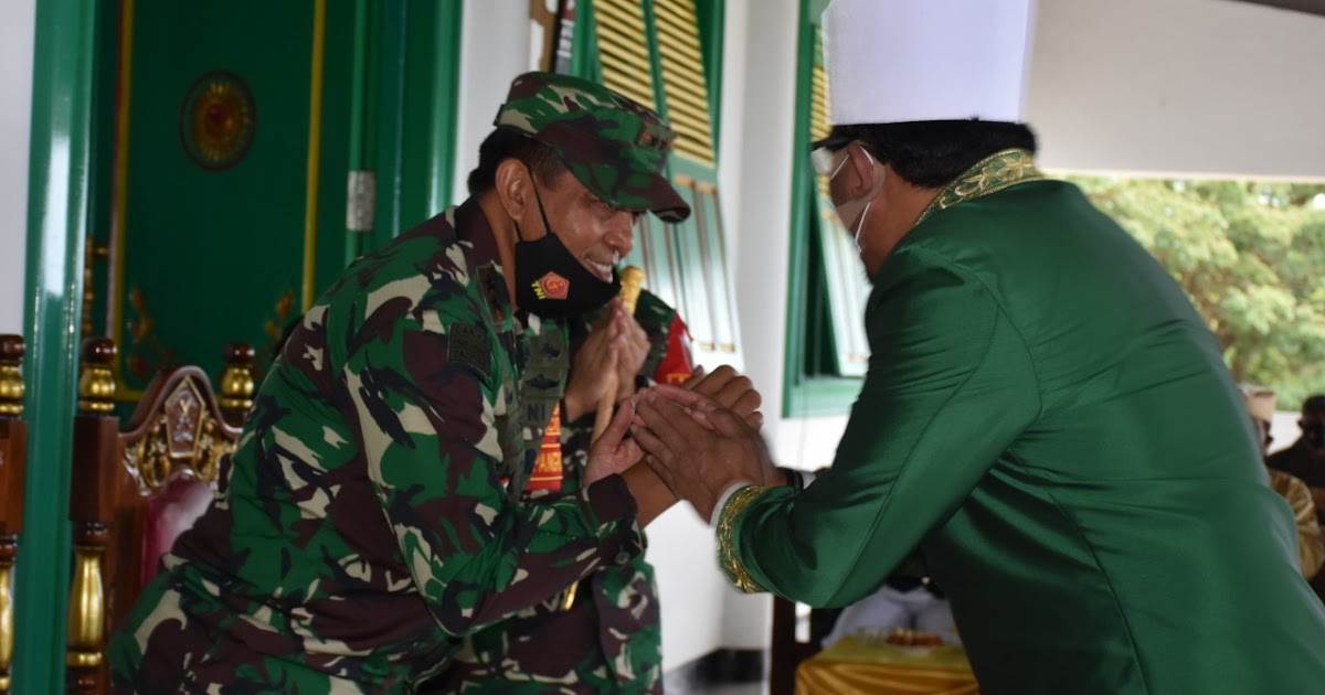 Disambut Husain Sjah Agus Rohman Ungkap Kekaguman Atas Pesona Kesultanan Tidore Lelemuku Lelemuku Com Kebanggaan Anak Negeri Portal Berita Yang Informatif Dan Objektif