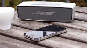10 Speaker Bose Terbaik Untuk Sound System Konsumen dapat membeli speaker berkualitas tinggi untuk memenuhi kebutuhan mereka dengan meninjau top 10 speaker Bose ini.