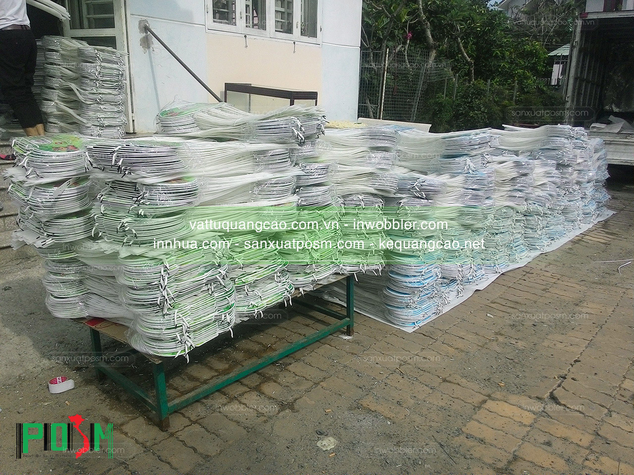 sản-xuất-hanger-dây-nhựa sản-xuất-hanger-dây-nhựa