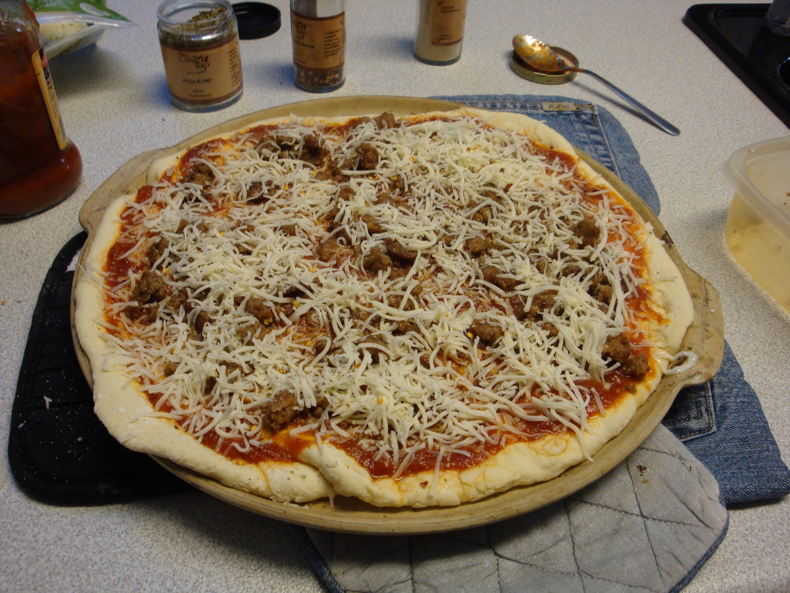 kimscookingfrenzy How to make Gourmet Pizza at Home (Pizza Kits)