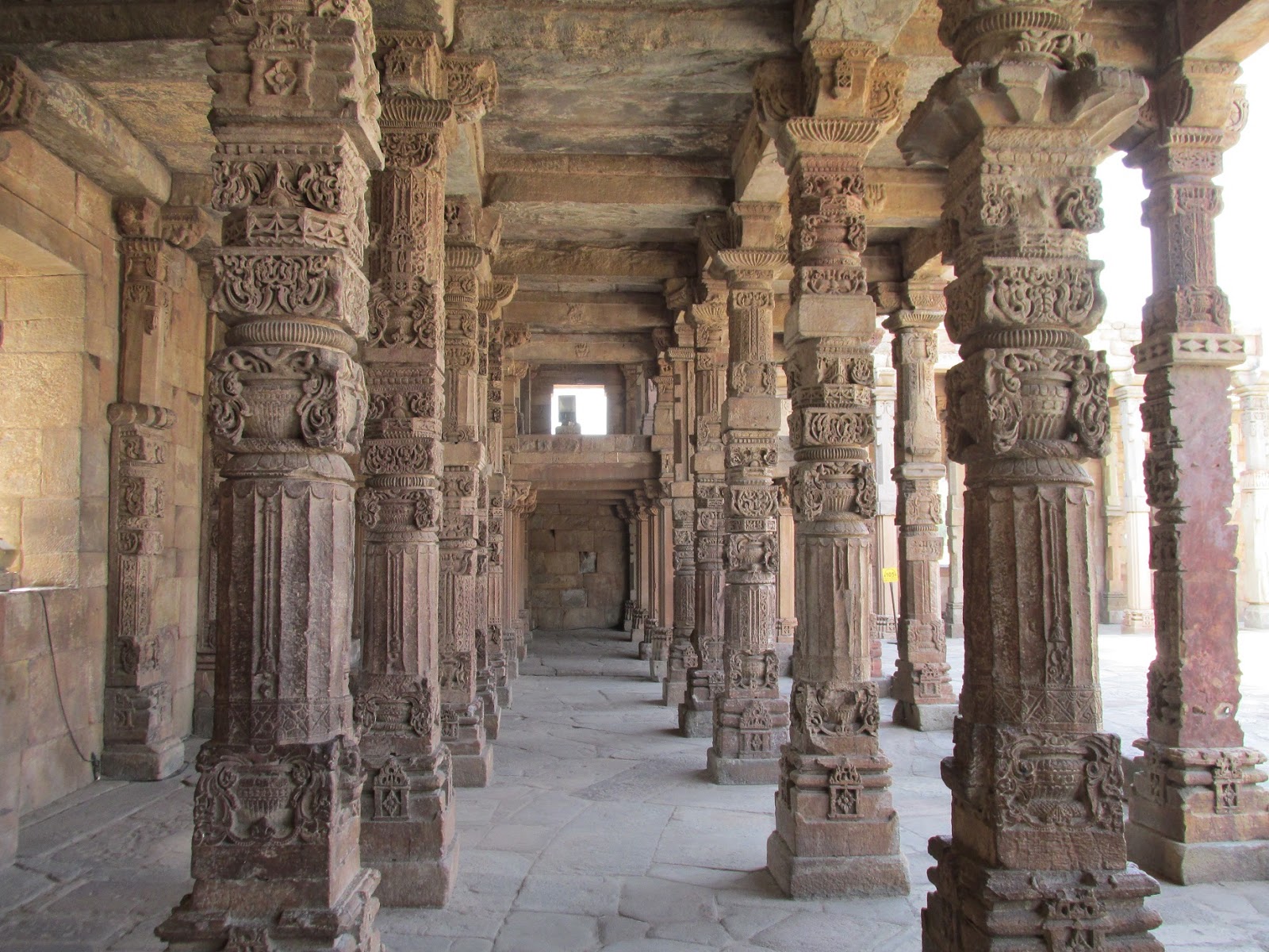 Indian columbus quwwatulislam masjid  qutb complex delhi