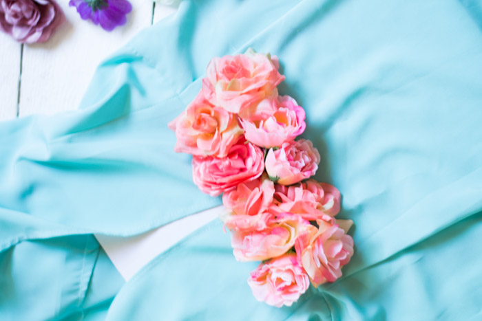Decora tu ropa con flores diy