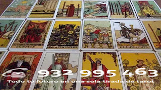 Llama ahora para una lectura de tarot. TAROT