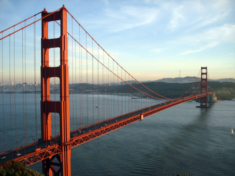 This Man Has Saved Over 200 People From Jumping Off The Golden Gate Bridge In California This Man Has Saved Over 200 People From Jumping Off The Golden Gate Bridge In California