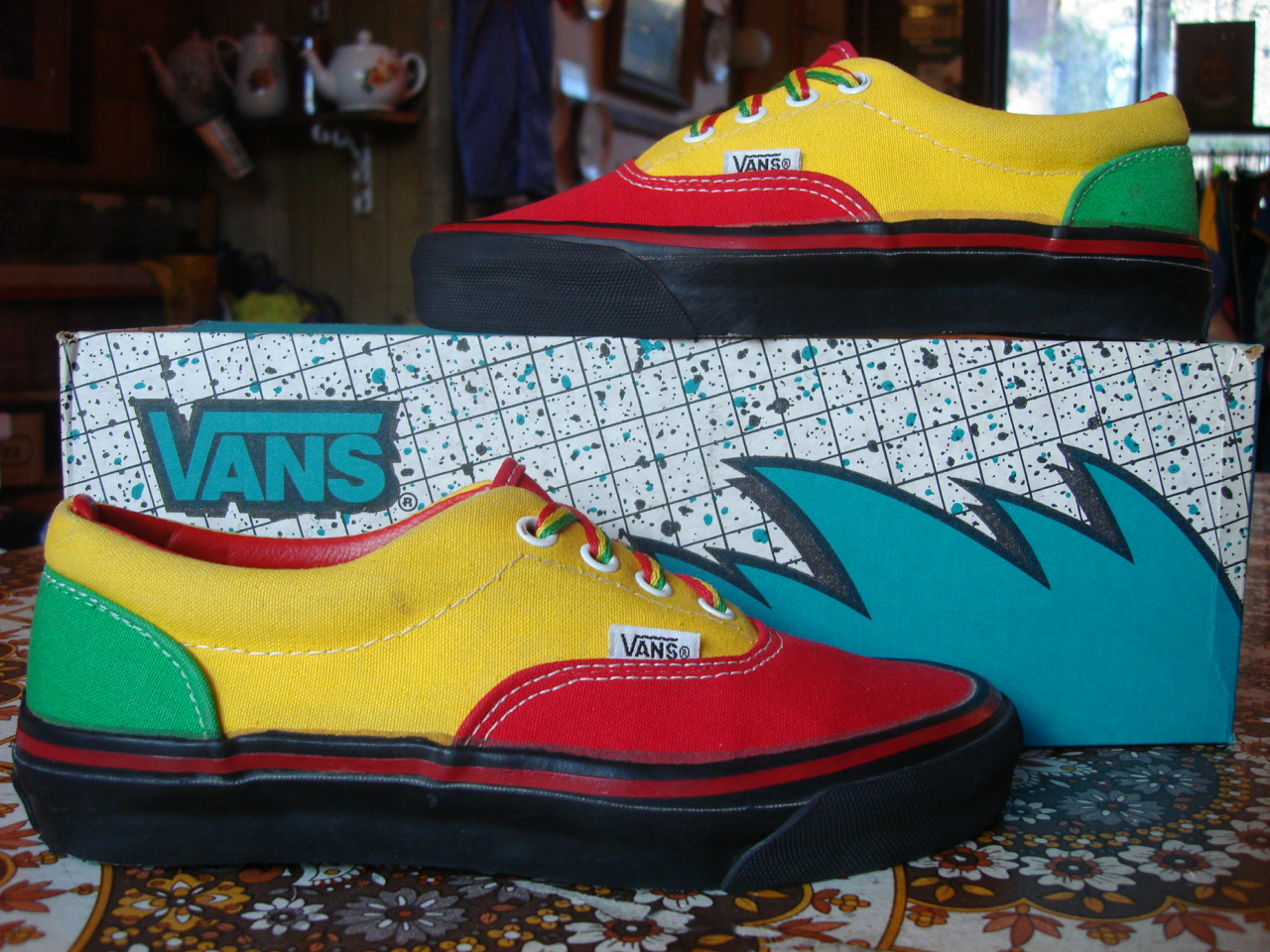 theothersideofthepillow: vintage VANS 4-tone rasta canvas era style #95 ...