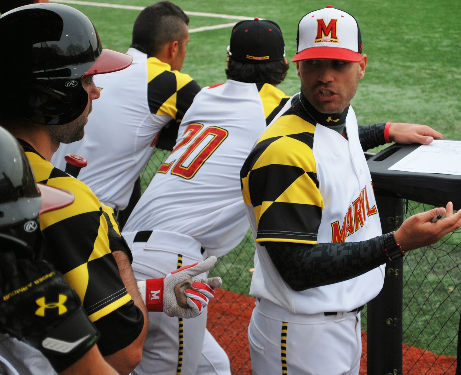 Intro to Multimedia Reporting MarylandDelaware Baseball Game Photo Essay